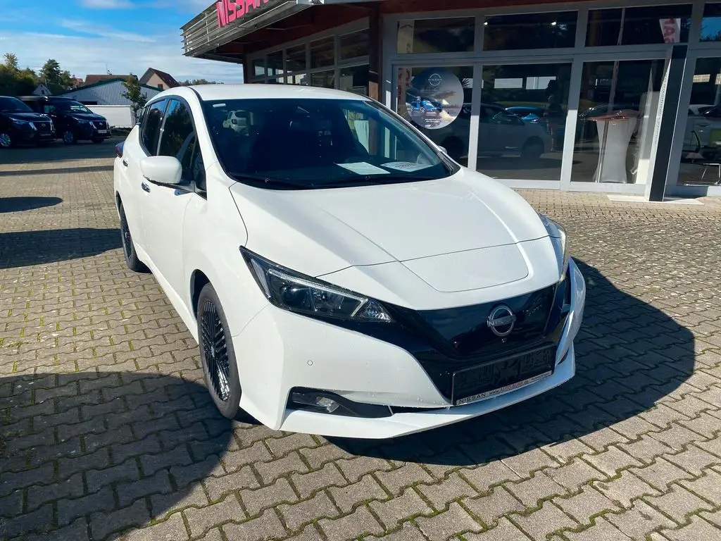 Photo 1 : Nissan Leaf 2024 Non renseigné