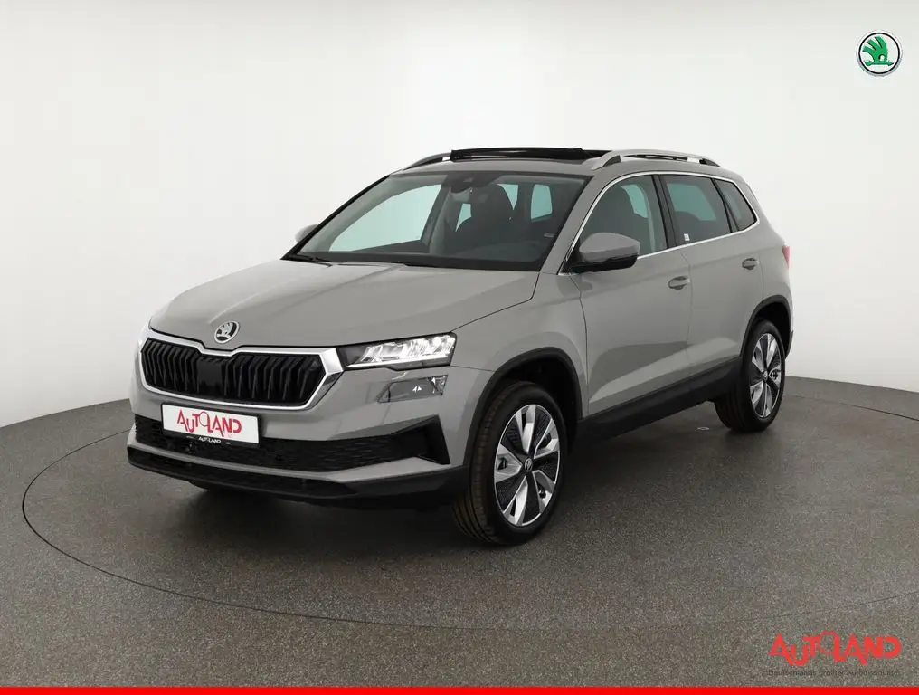 Photo 1 : Skoda Karoq 2024 Essence