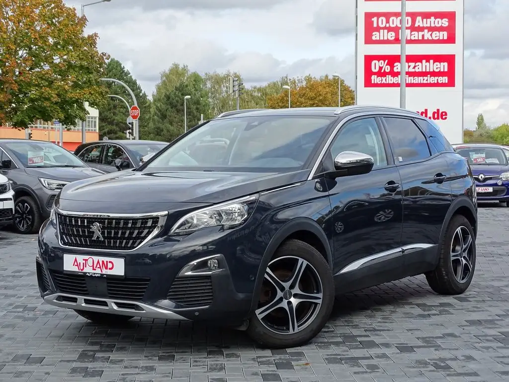 Photo 1 : Peugeot 3008 2018 Essence