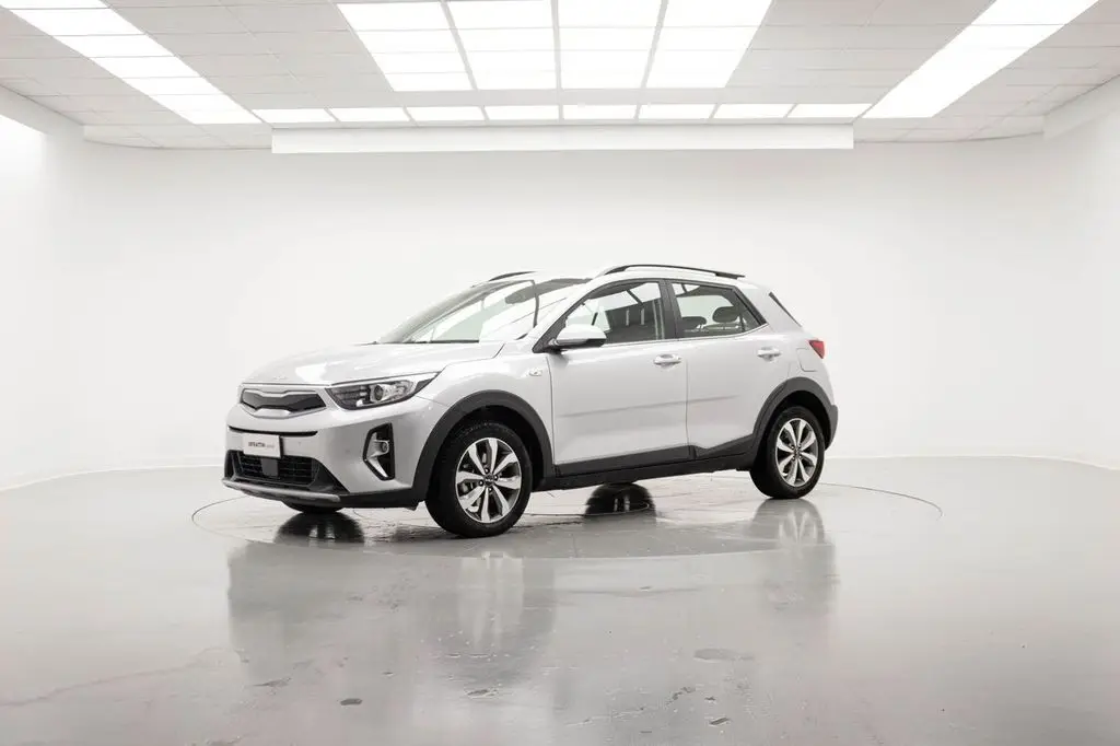 Photo 1 : Kia Stonic 2022 Essence