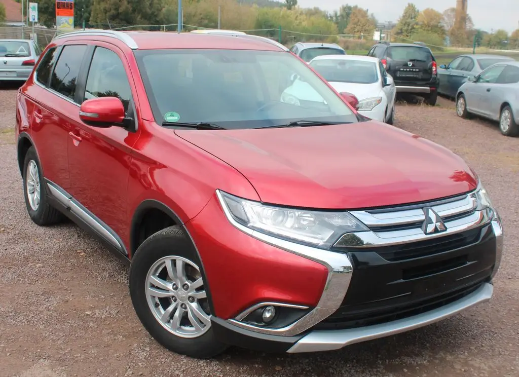 Photo 1 : Mitsubishi Outlander 2016 Petrol