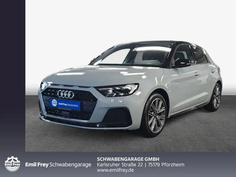 Photo 1 : Audi A1 2023 Essence