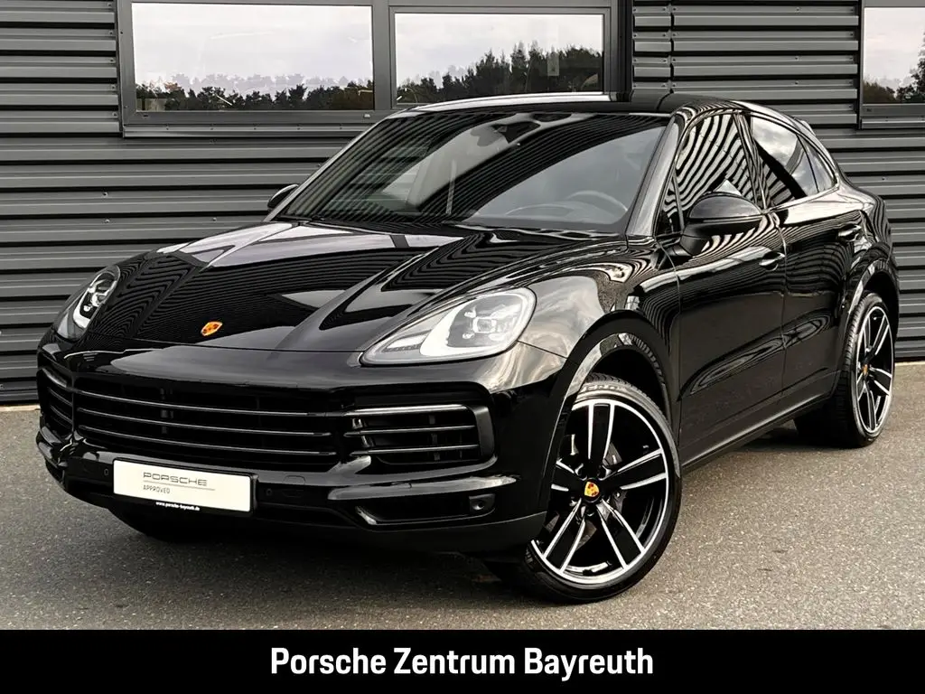 Photo 1 : Porsche Cayenne 2022 Petrol