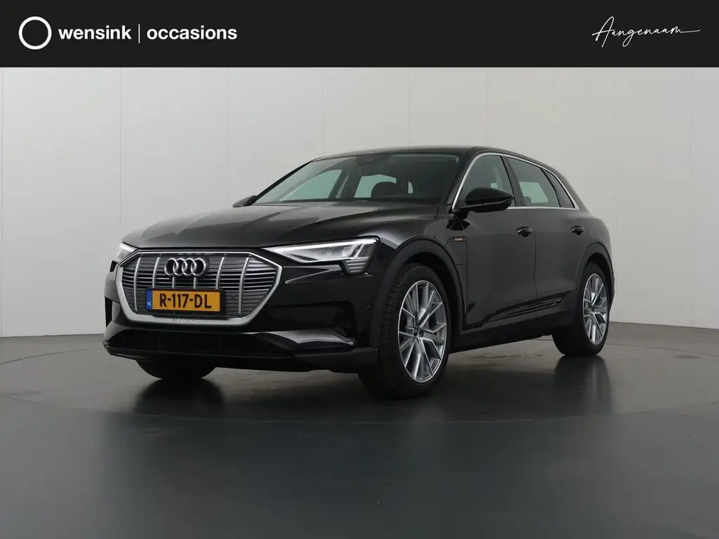 Photo 1 : Audi E-tron 2022 Non renseigné