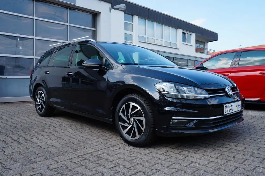 Photo 1 : Volkswagen Golf 2019 Petrol