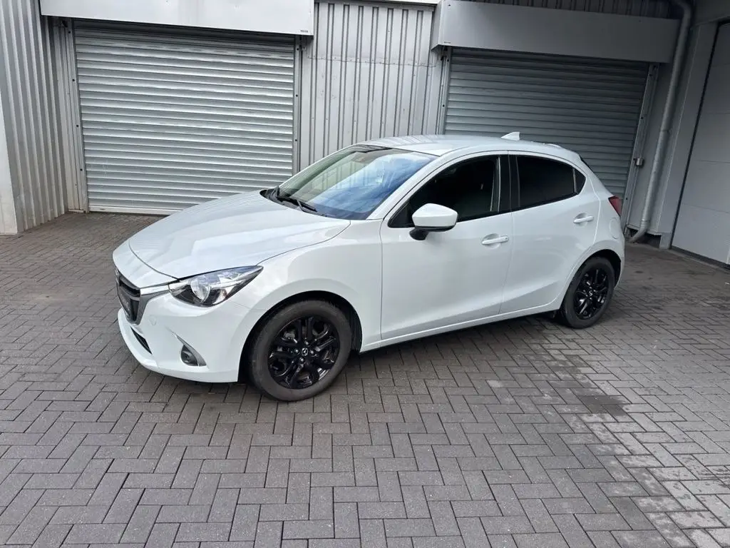 Photo 1 : Mazda 2 2019 Essence