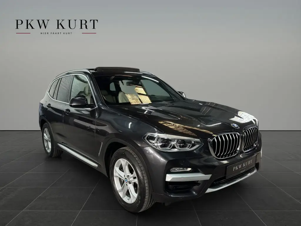 Photo 1 : Bmw X3 2019 Petrol