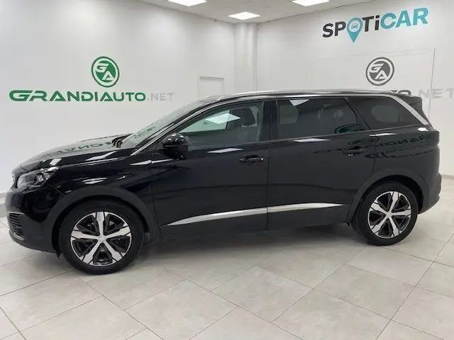 Photo 1 : Peugeot 5008 2019 Diesel