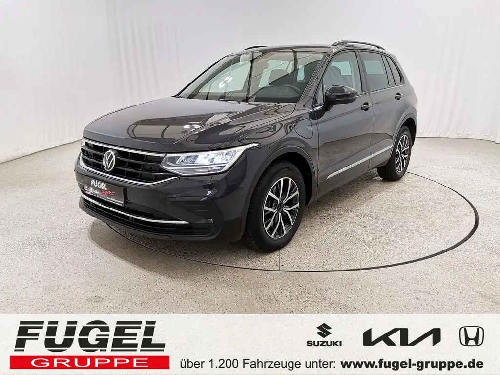 Photo 1 : Volkswagen Tiguan 2021 Hybride