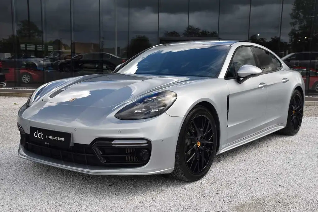 Photo 1 : Porsche Panamera 2018 Essence