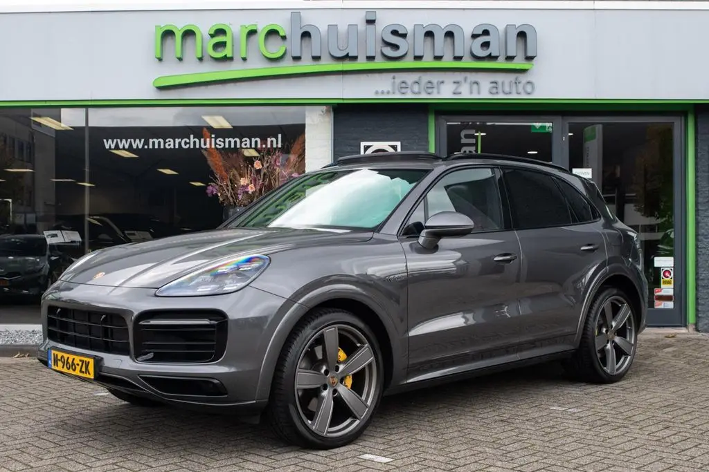 Photo 1 : Porsche Cayenne 2020 Hybrid