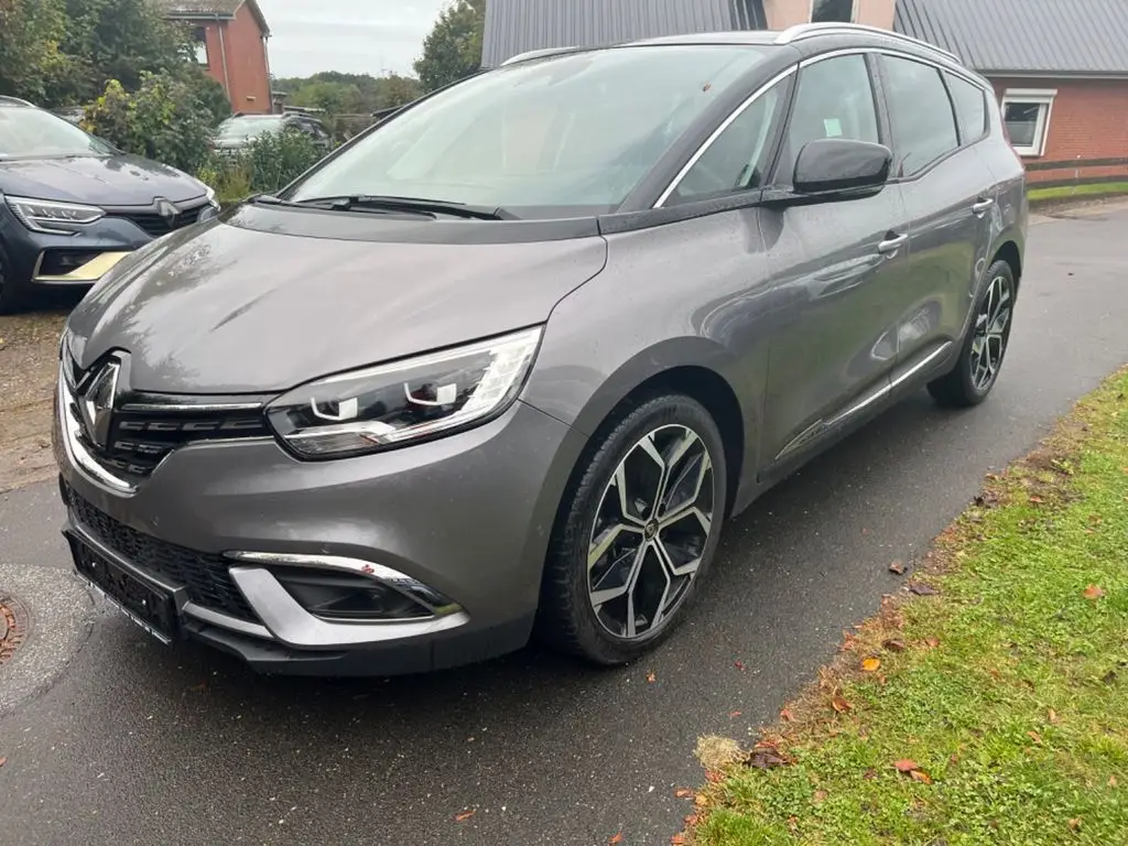 Photo 1 : Renault Grand Scenic 2023 Petrol