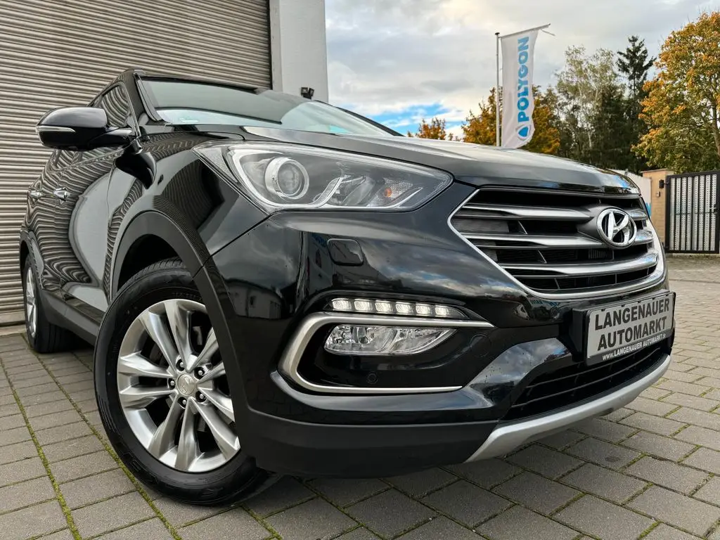 Photo 1 : Hyundai Santa Fe 2016 Diesel