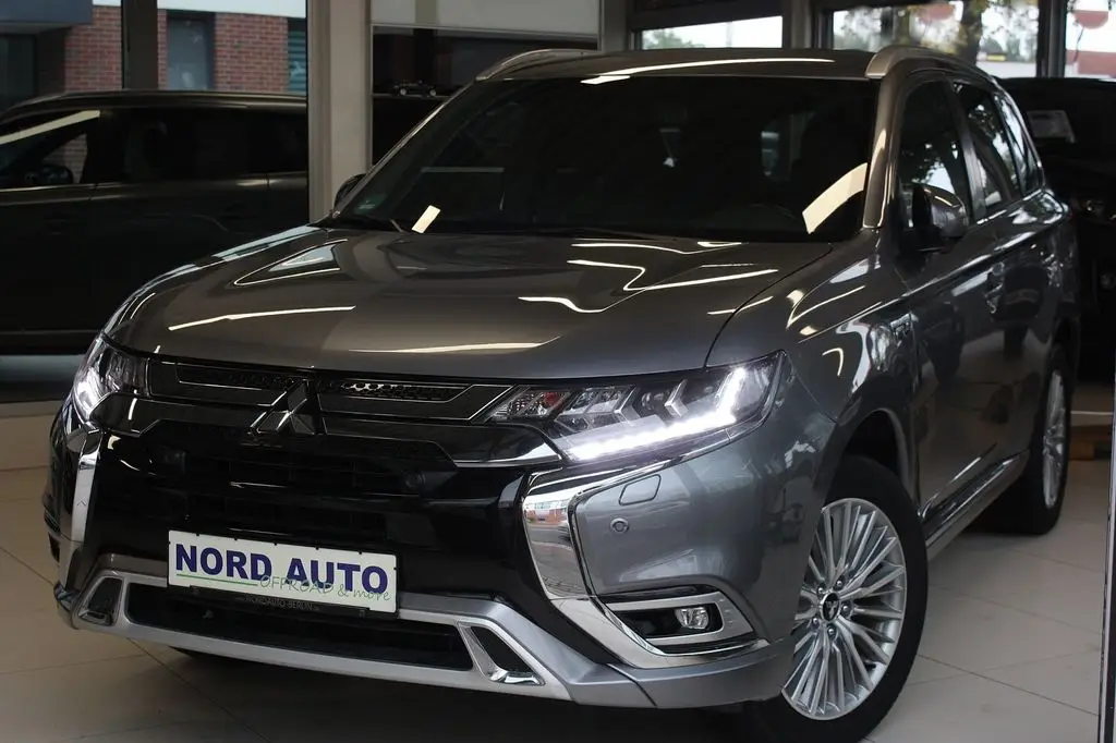 Photo 1 : Mitsubishi Outlander 2019 Hybride