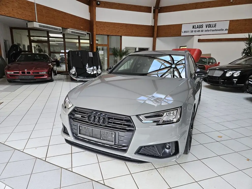 Photo 1 : Audi A4 2019 Diesel