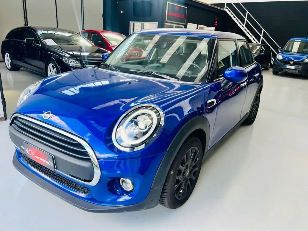 Photo 1 : Mini One 2021 Petrol