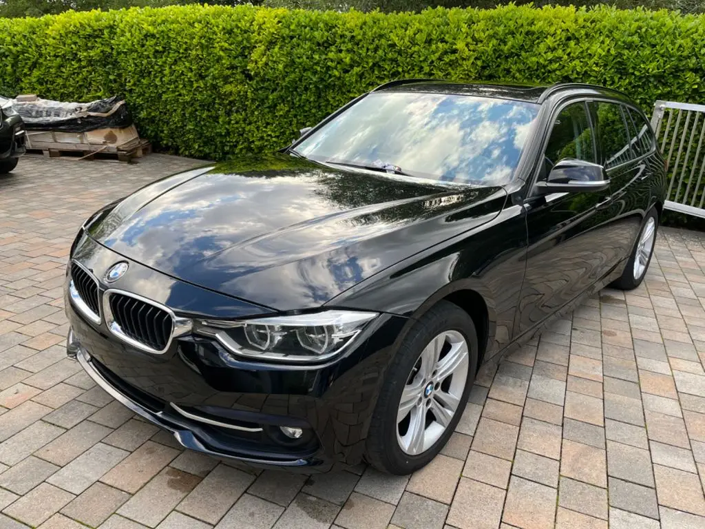 Photo 1 : Bmw Serie 3 2019 Diesel