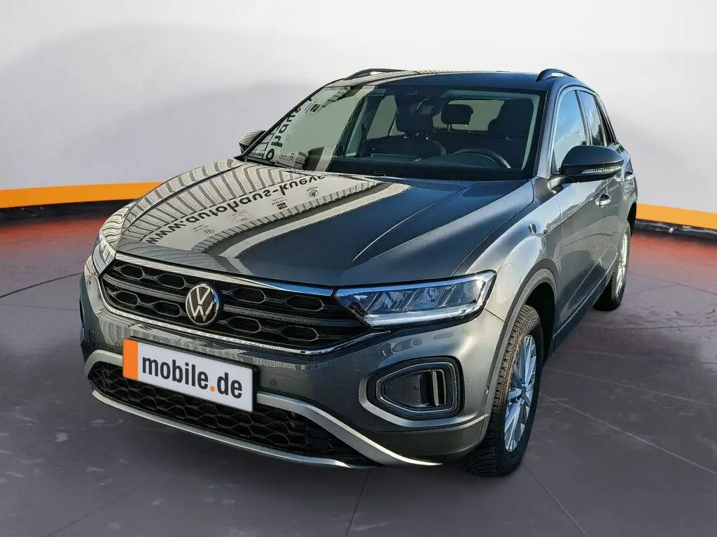 Photo 1 : Volkswagen T-roc 2024 Essence