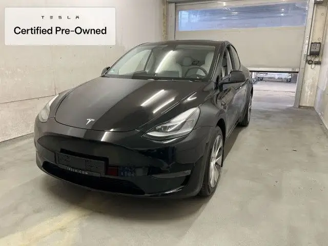 Photo 1 : Tesla Model Y 2024 Non renseigné