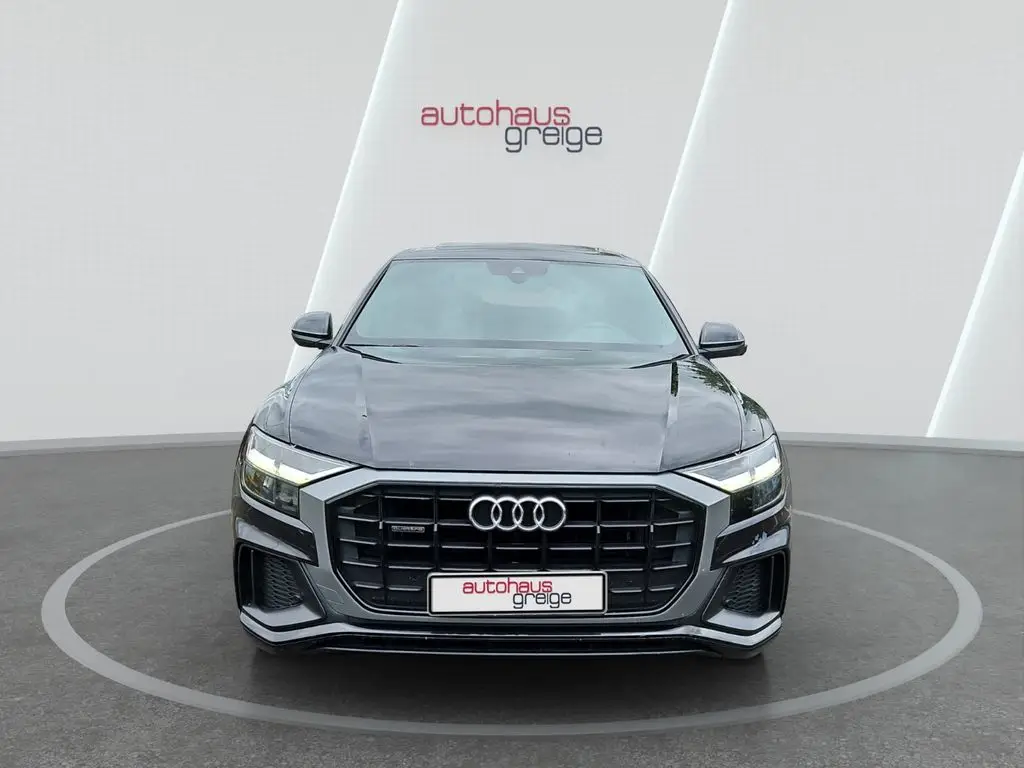 Photo 1 : Audi Q8 2021 Diesel