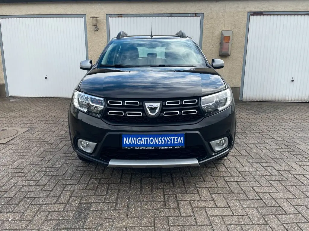 Photo 1 : Dacia Sandero 2020 Essence