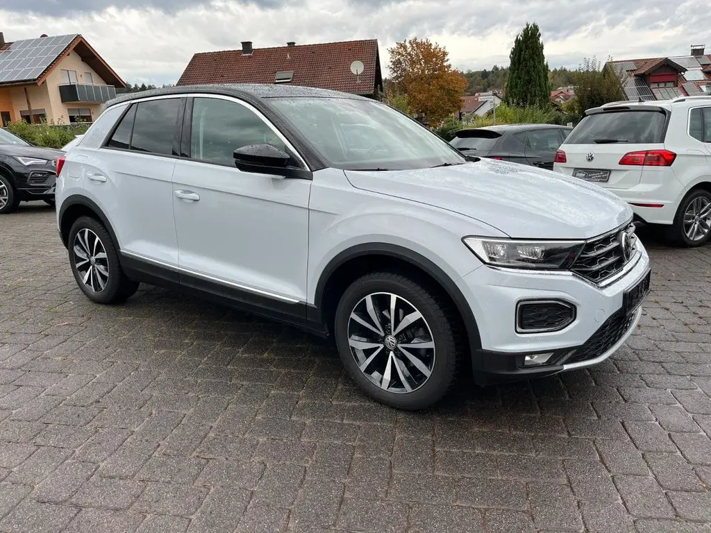 Photo 1 : Volkswagen T-roc 2019 Essence