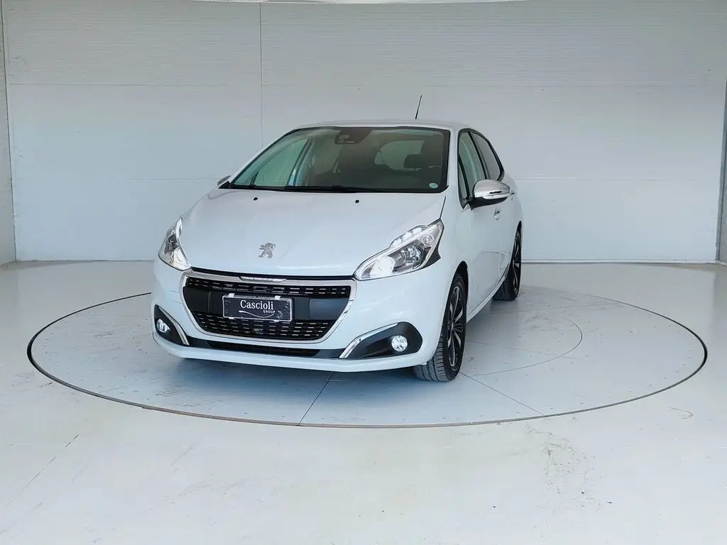 Photo 1 : Peugeot 208 2019 Essence