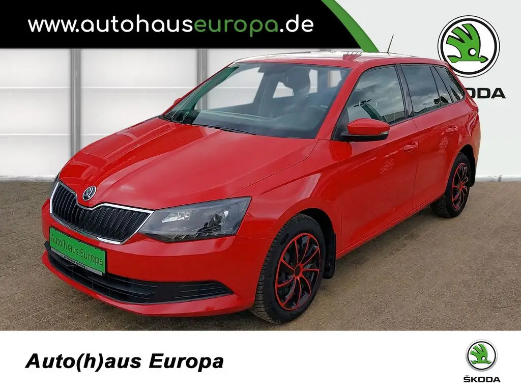 Photo 1 : Skoda Fabia 2016 Petrol