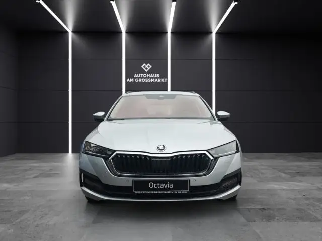 Photo 1 : Skoda Octavia 2021 Diesel