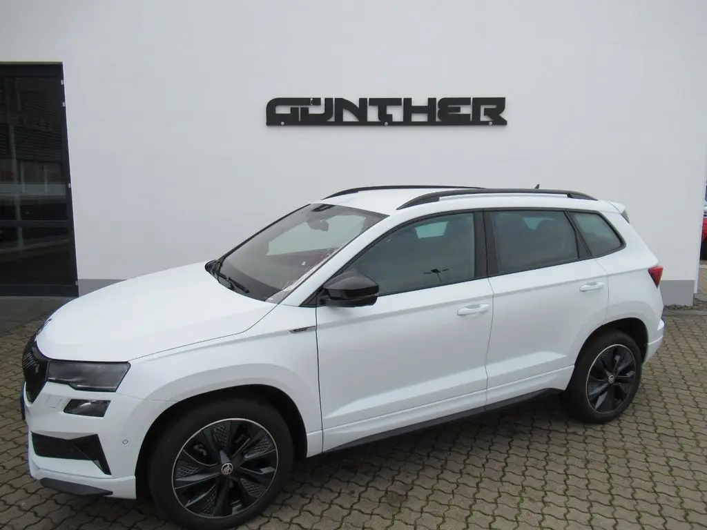 Photo 1 : Skoda Karoq 2023 Essence