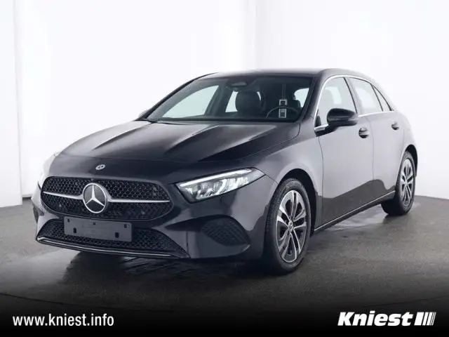 Photo 1 : Mercedes-benz Classe A 2023 Petrol