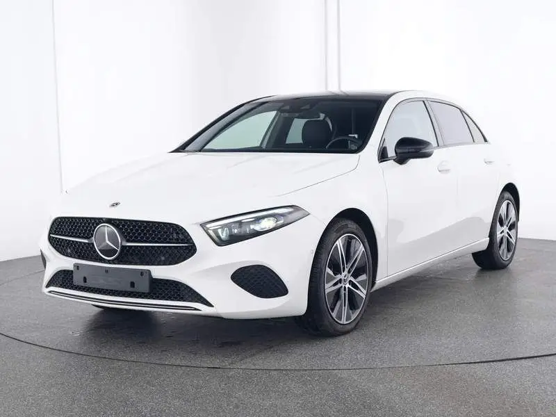 Photo 1 : Mercedes-benz Classe A 2023 Hybrid