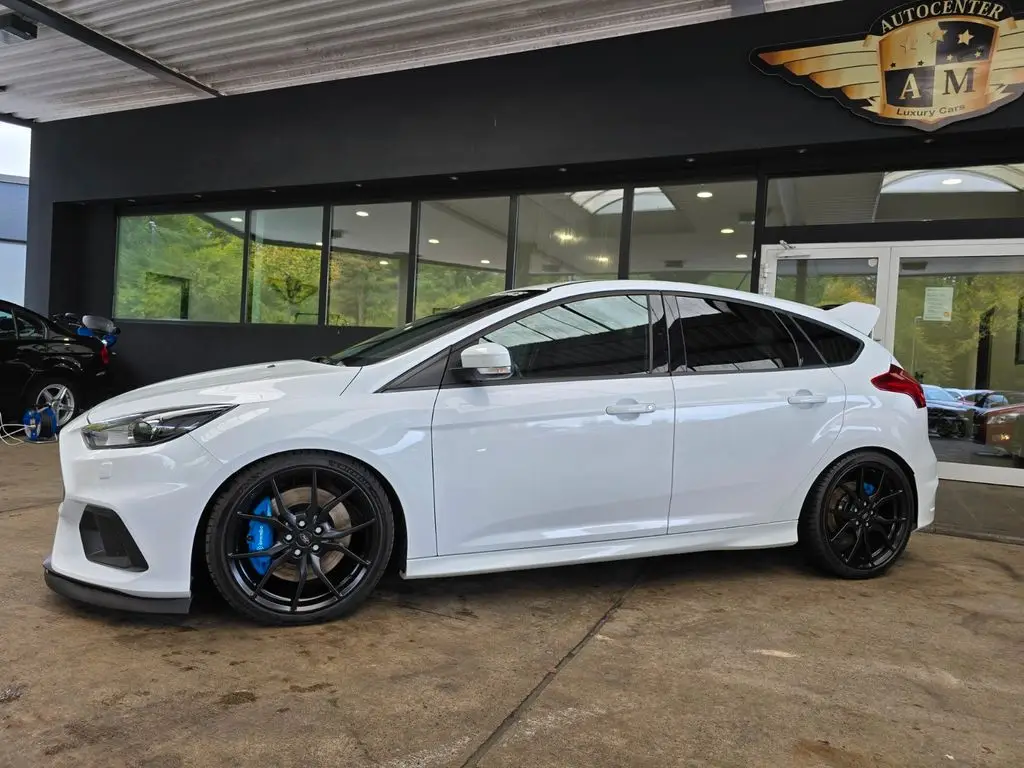 Photo 1 : Ford Focus 2017 Petrol