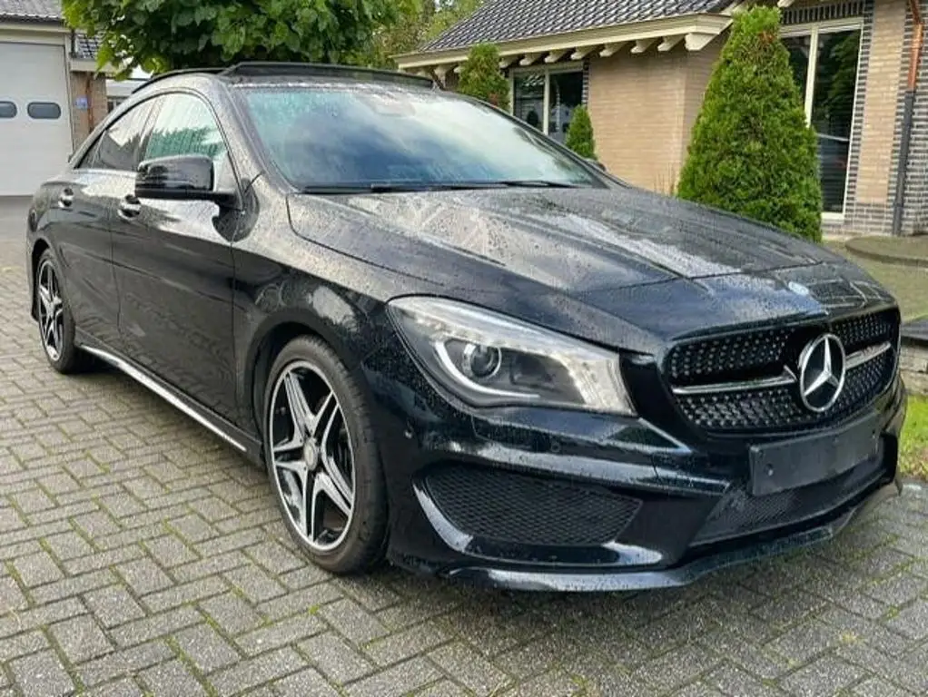 Photo 1 : Mercedes-benz Classe Cla 2015 Essence