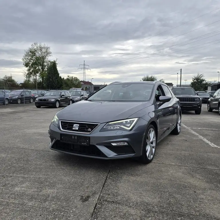 Photo 1 : Seat Leon 2017 Petrol