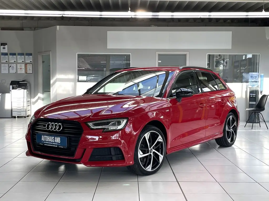 Photo 1 : Audi A3 2019 Diesel