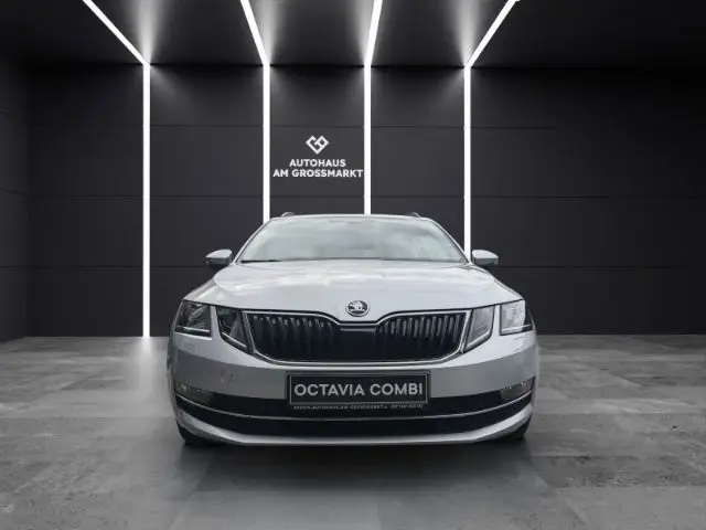 Photo 1 : Skoda Octavia 2017 Essence