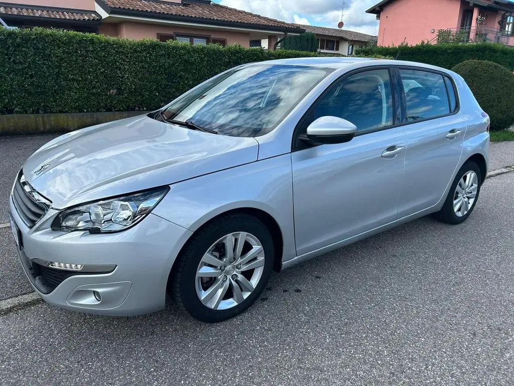 Photo 1 : Peugeot 308 2016 Diesel