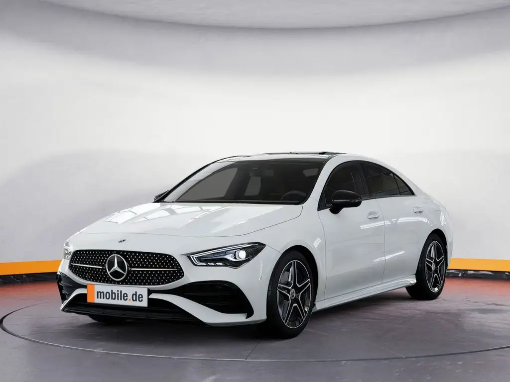 Photo 1 : Mercedes-benz Classe Cla 2023 Petrol