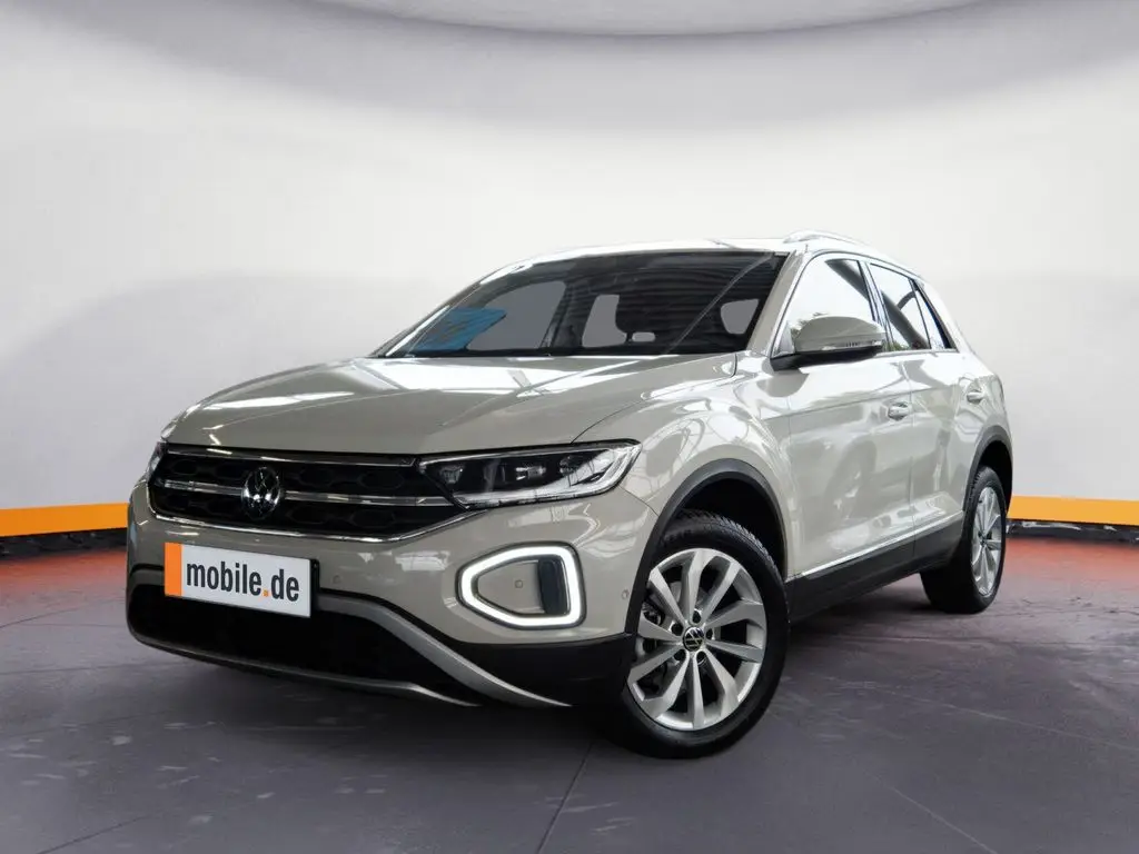 Photo 1 : Volkswagen T-roc 2024 Essence