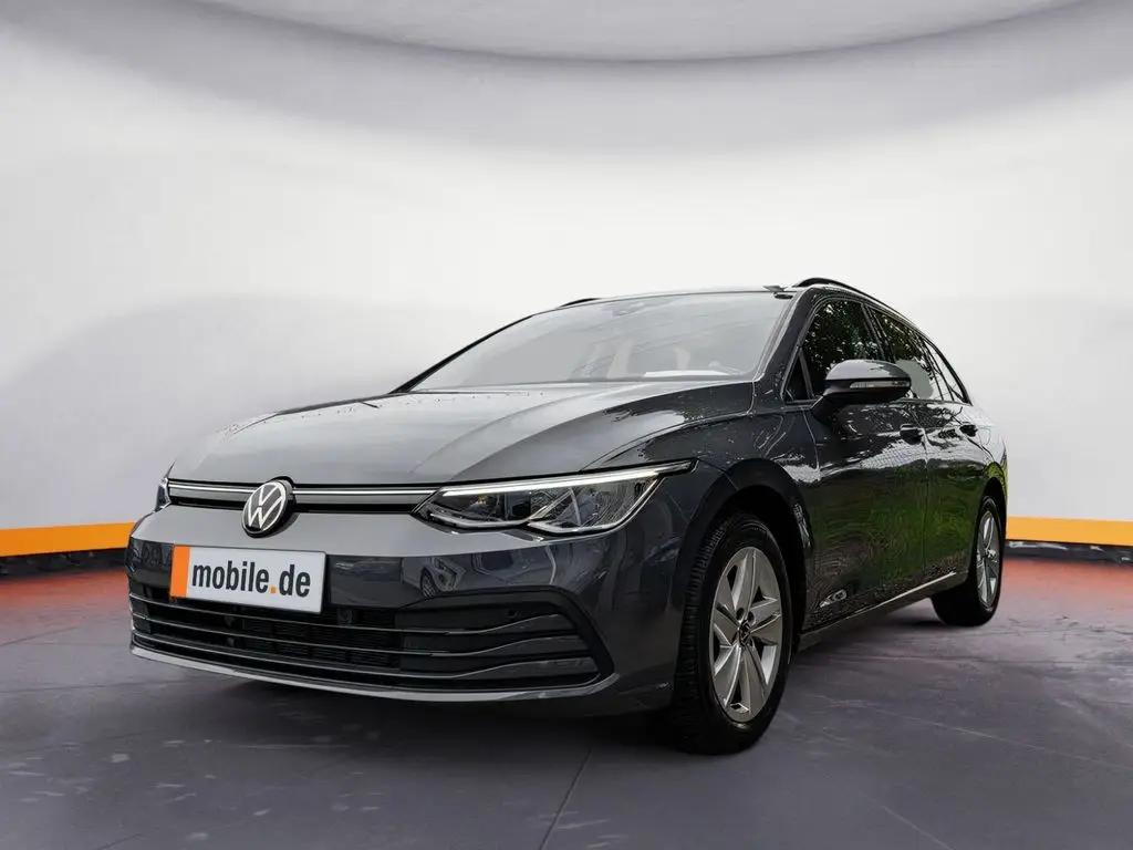 Photo 1 : Volkswagen Golf 2023 Petrol