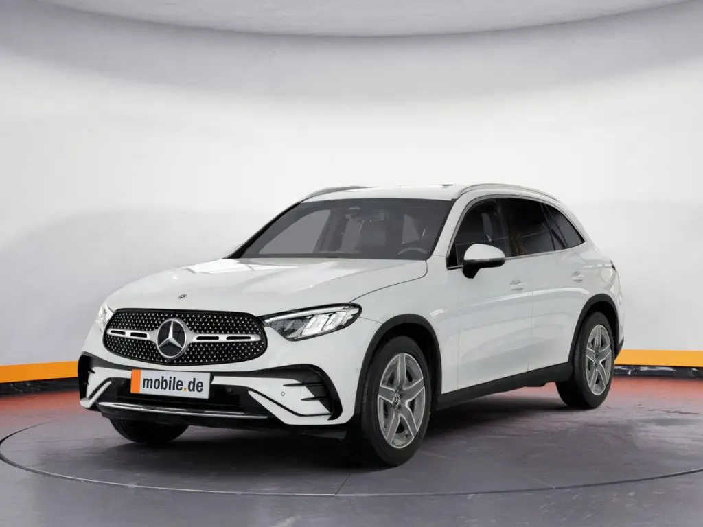 Photo 1 : Mercedes-benz Classe Glc 2022 Petrol