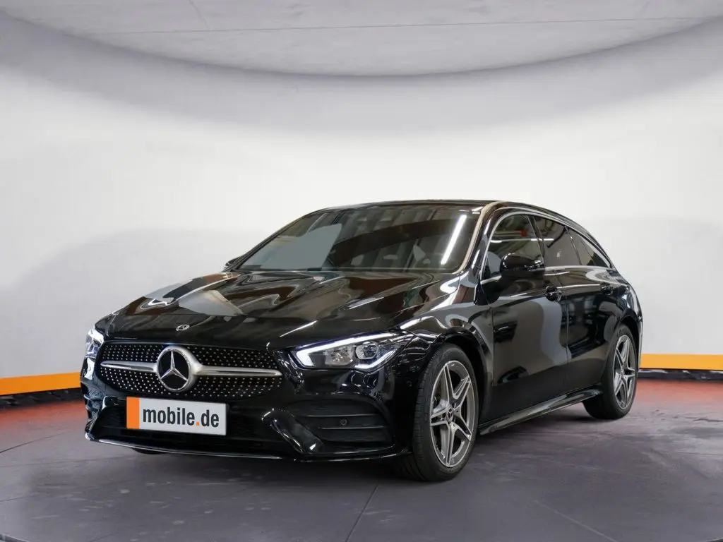 Photo 1 : Mercedes-benz Classe Cla 2023 Essence