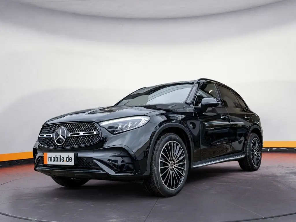 Photo 1 : Mercedes-benz Classe Glc 2024 Petrol