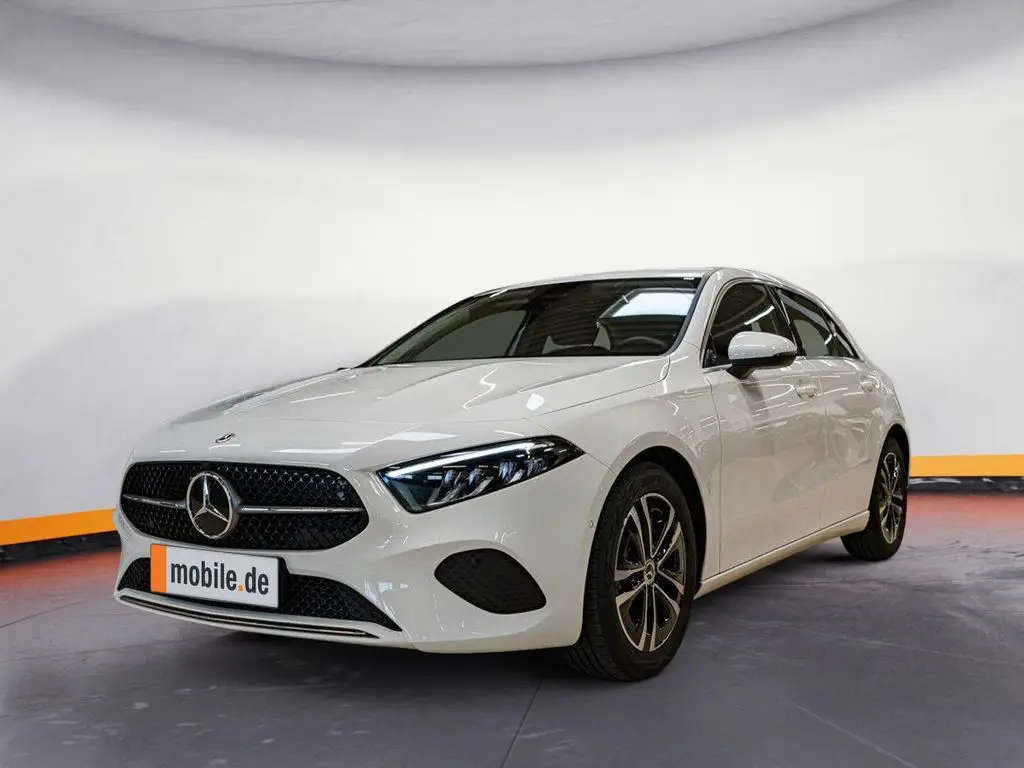 Photo 1 : Mercedes-benz Classe A 2023 Petrol