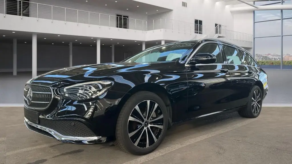 Photo 1 : Mercedes-benz Classe E 2020 Hybride