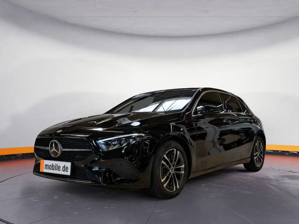 Photo 1 : Mercedes-benz Classe A 2023 Essence