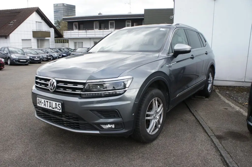 Photo 1 : Volkswagen Tiguan 2019 Diesel