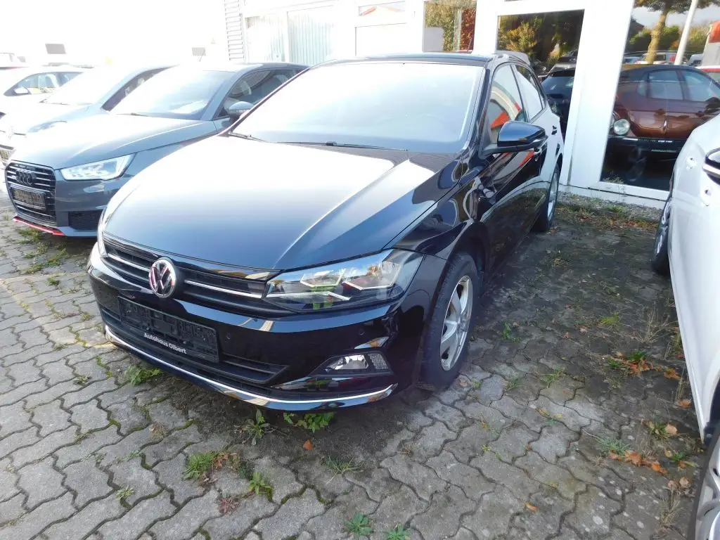 Photo 1 : Volkswagen Polo 2020 Essence