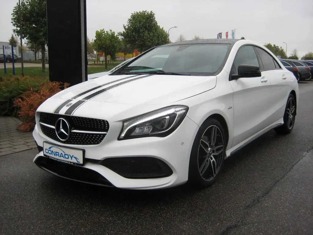 Photo 1 : Mercedes-benz Classe Cla 2018 Essence